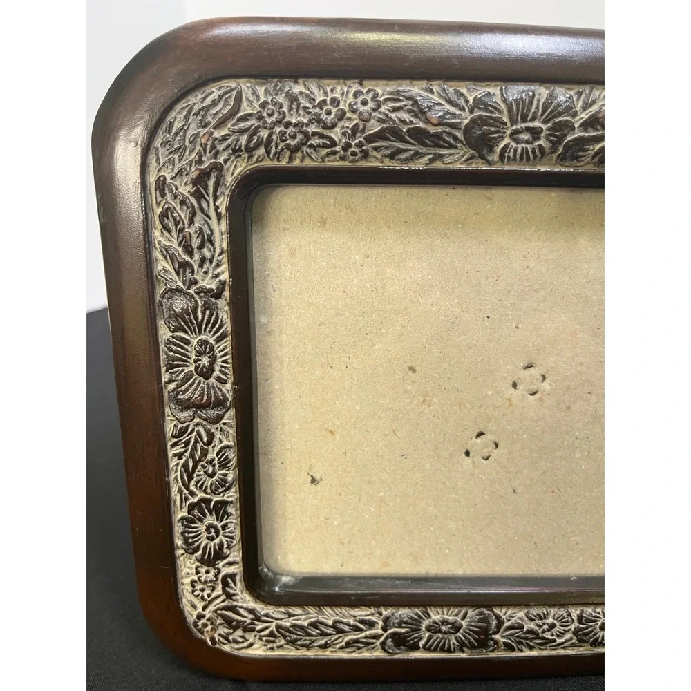 Vintage Floral Relief Picture Frame Dark Wood Tone Tabletop 4x6 Style Decor